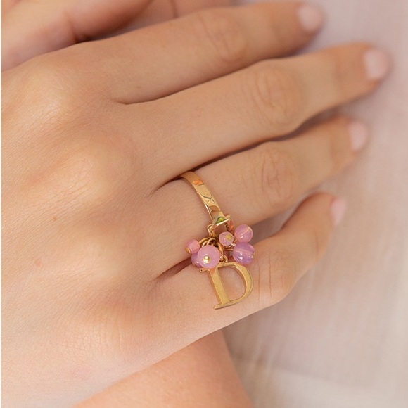 VINTAGE CHRISTIAN DIOR GOLD RING Size 5 5 1/2 - Picture 1 of 10